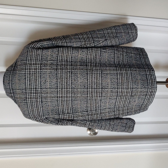 Great plaid pattern coat - Picture 5 of 6